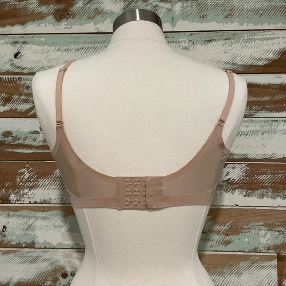 HONEYLOVE Silhouette Bra Size Medium Sand Wireless Adjustable Unlined EUC - Picture 3 of 6
